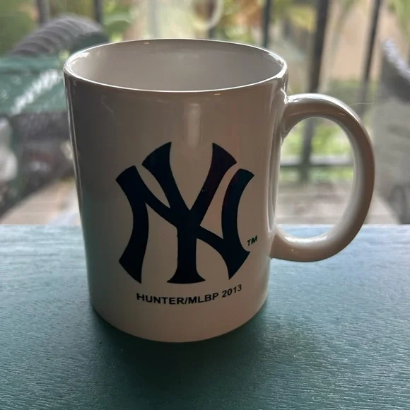New York Yankees 2013 mug. MLB - Picture 2 of 6